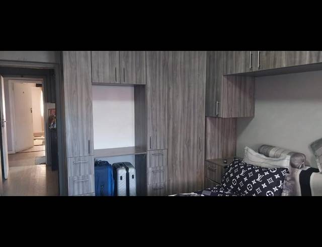 3 BEDROOM HOUSE FOR SALE IN PRIMROSE EAST